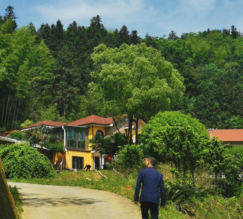 100平方輕鋼房(別墅)多少錢？