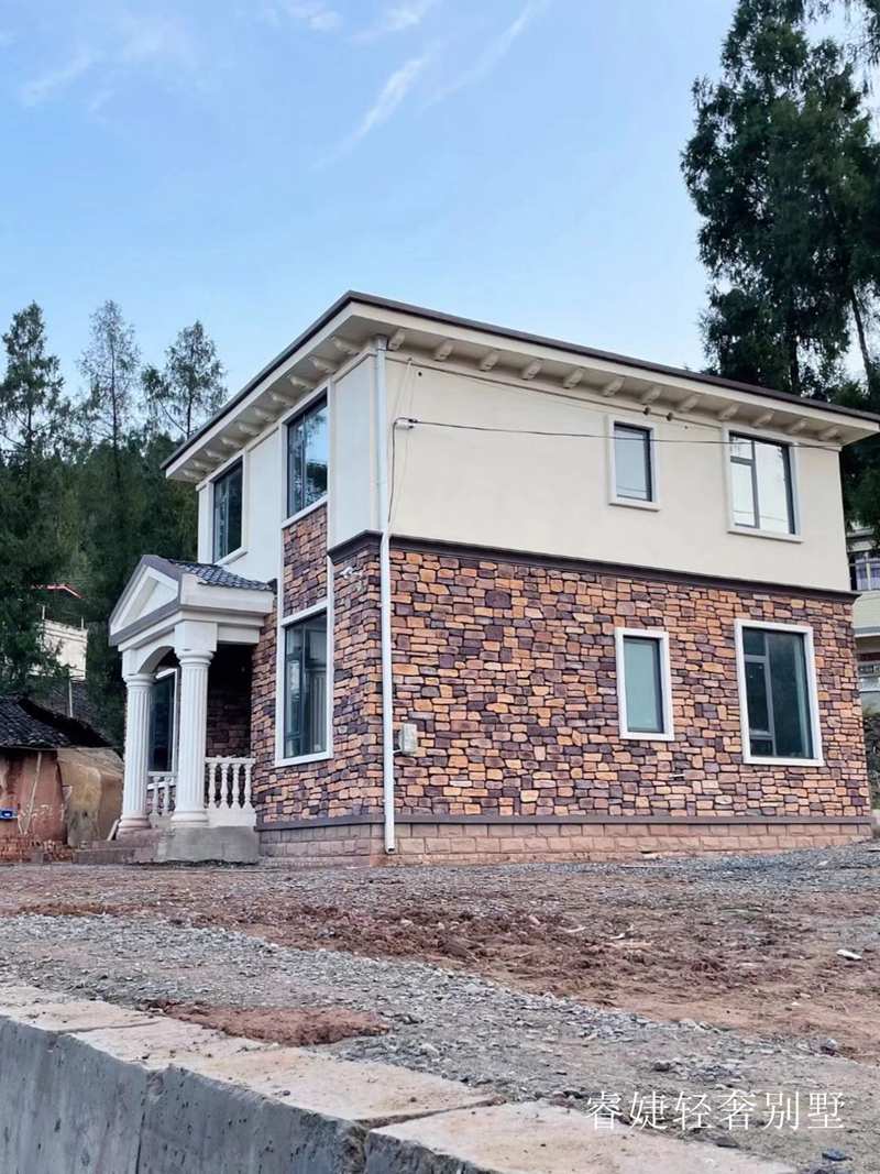 農(nóng)村二層別墅做好的效果對(duì)比(圖2) 農(nóng)村二層別墅做好的效果對(duì)比(圖2)