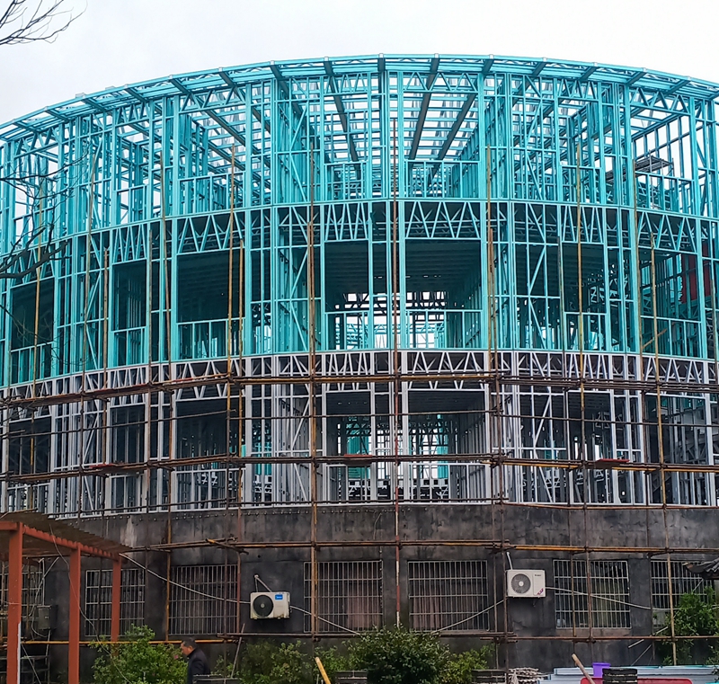 睿婕輕鋼別墅——舒適與品質(zhì)的完美結(jié)合(圖2) 睿婕輕鋼別墅——舒適與品質(zhì)的完美結(jié)合(圖2)