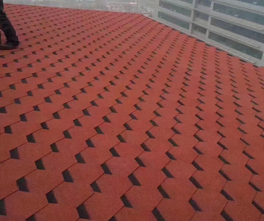 輕鋼別墅屋頂設(shè)計，展現(xiàn)獨特的建筑特色(圖2)